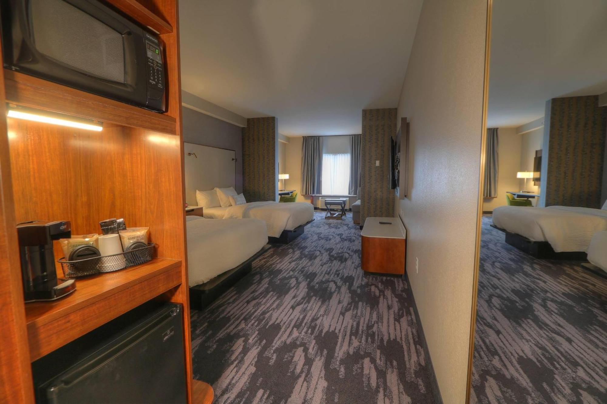 Fairfield & By Marriott Downtown